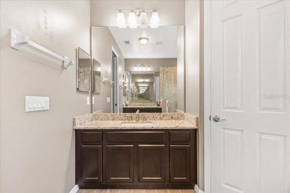 Image 23 of 60 For 3785 Hammonds Ferry Court