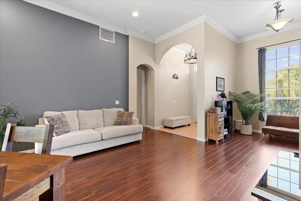 Image 7 of 60 For 3785 Hammonds Ferry Court