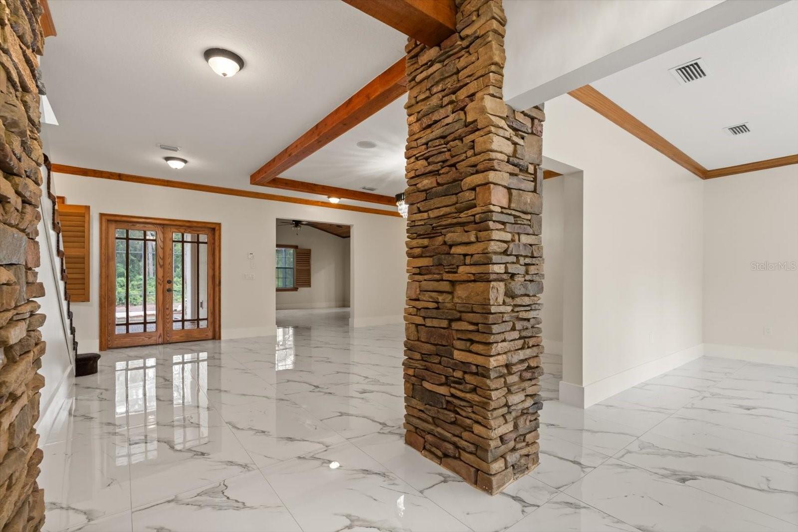 Image 15 of 57 For 27012 Grand Oak Lane