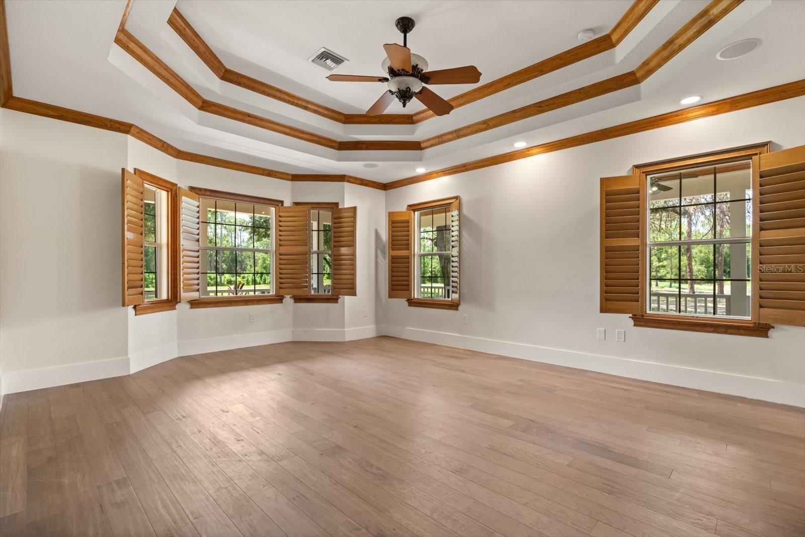 Image 31 of 57 For 27012 Grand Oak Lane