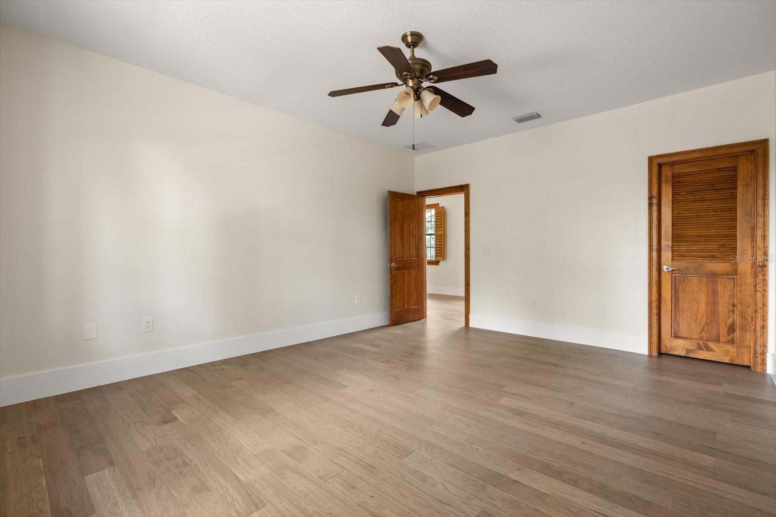 Image 38 of 57 For 27012 Grand Oak Lane