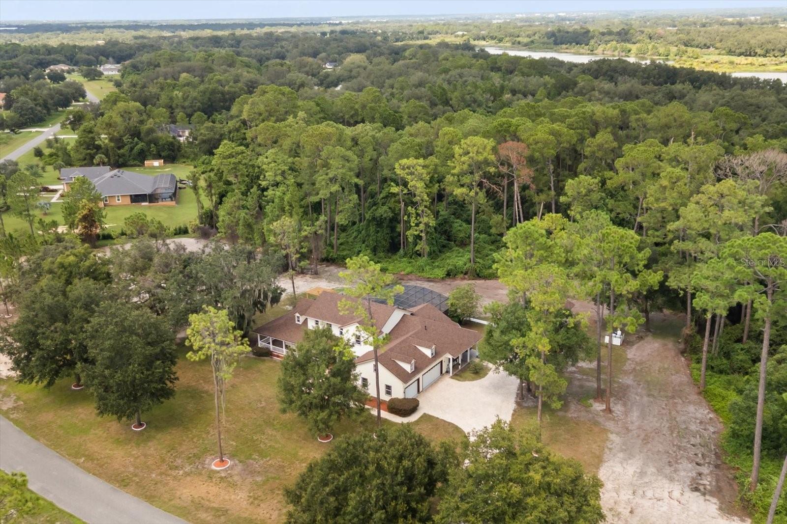 Image 4 of 57 For 27012 Grand Oak Lane