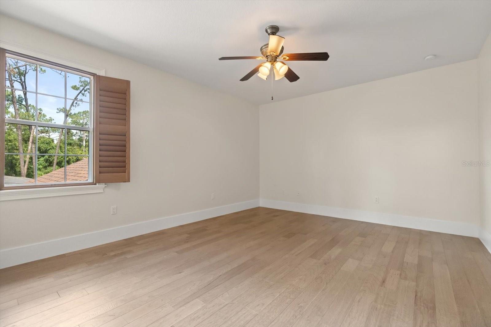 Image 43 of 57 For 27012 Grand Oak Lane