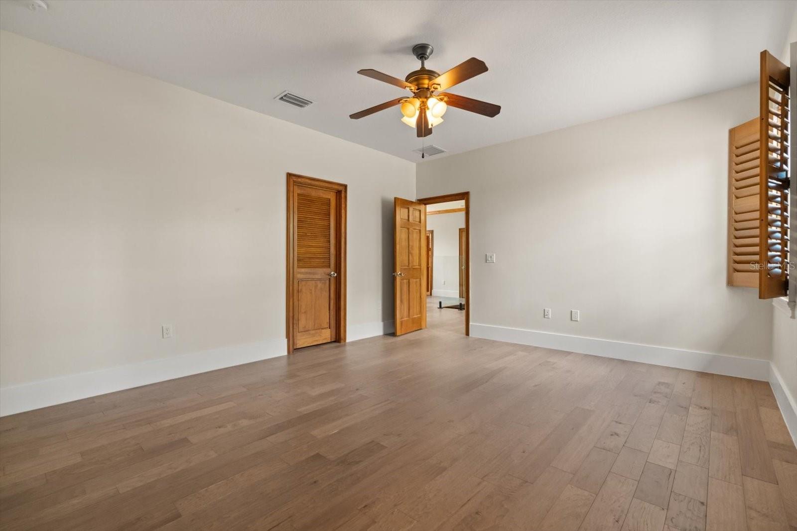 Image 44 of 57 For 27012 Grand Oak Lane