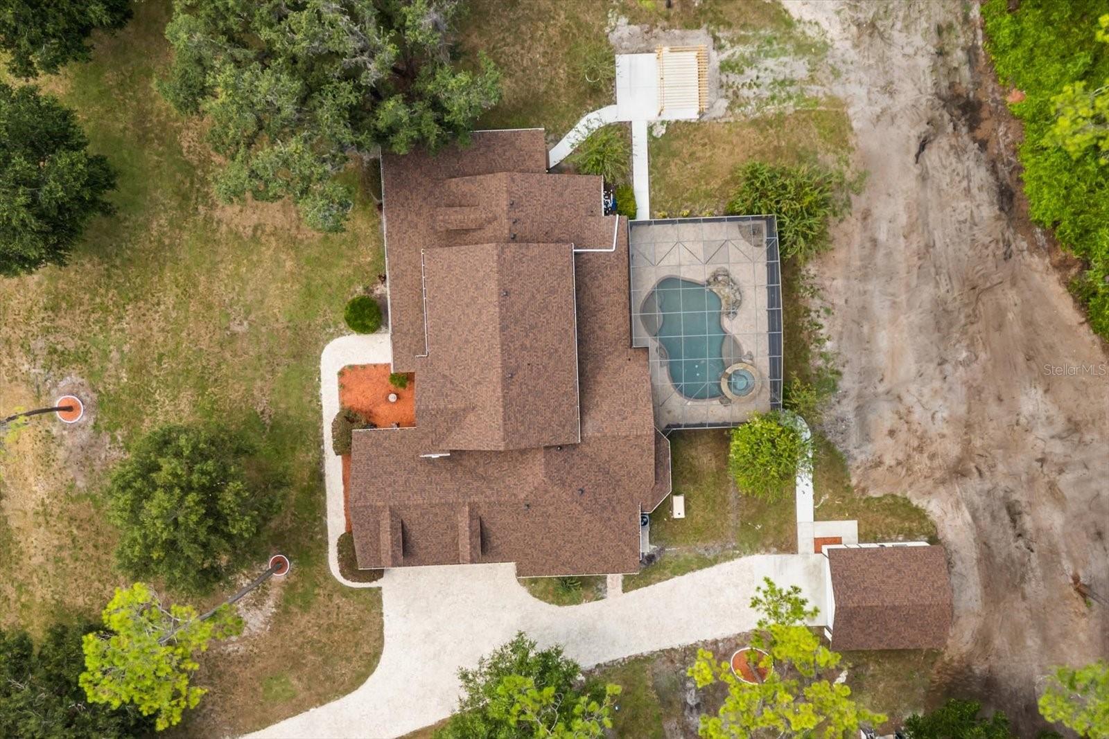 Image 5 of 57 For 27012 Grand Oak Lane