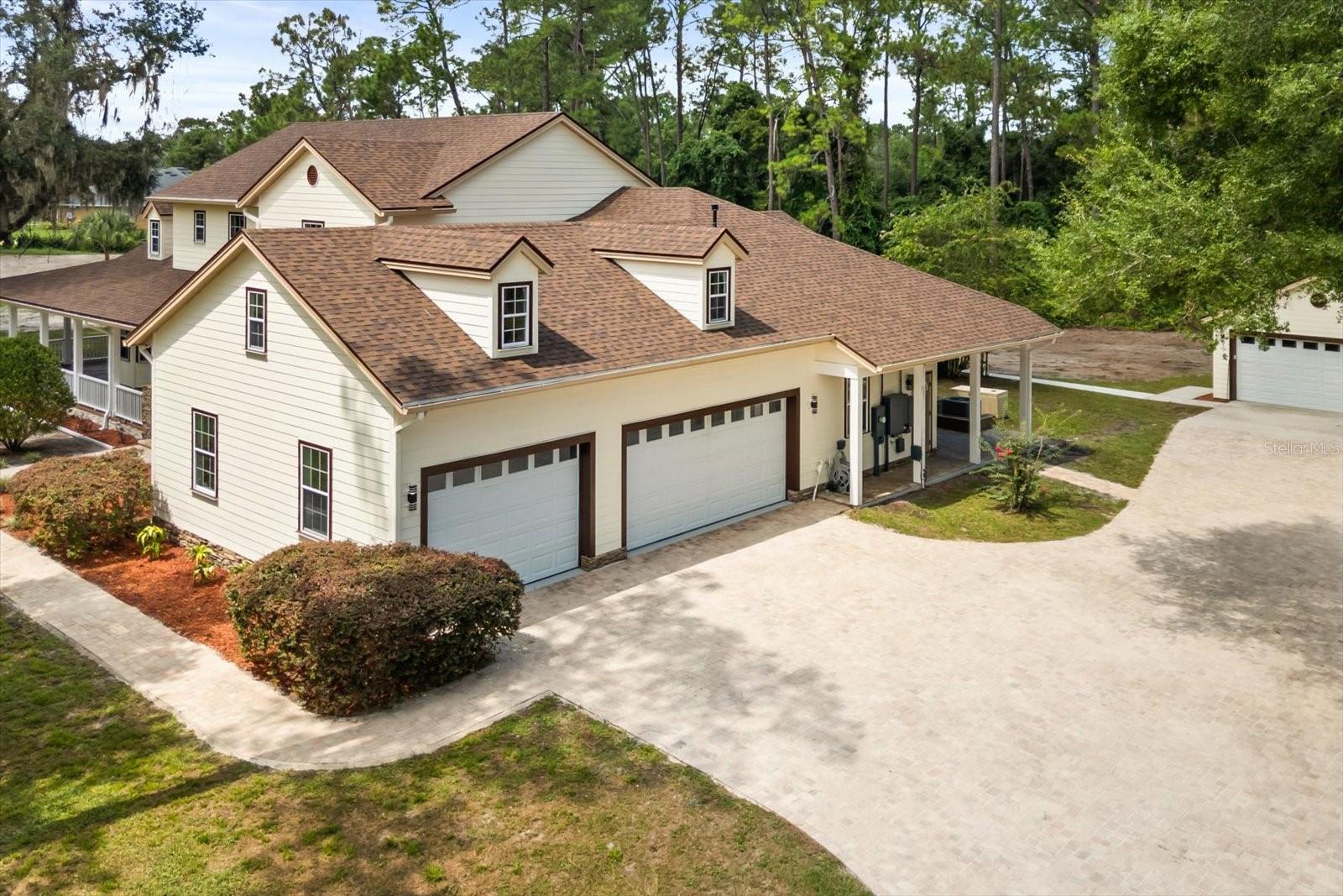 Image 9 of 57 For 27012 Grand Oak Lane