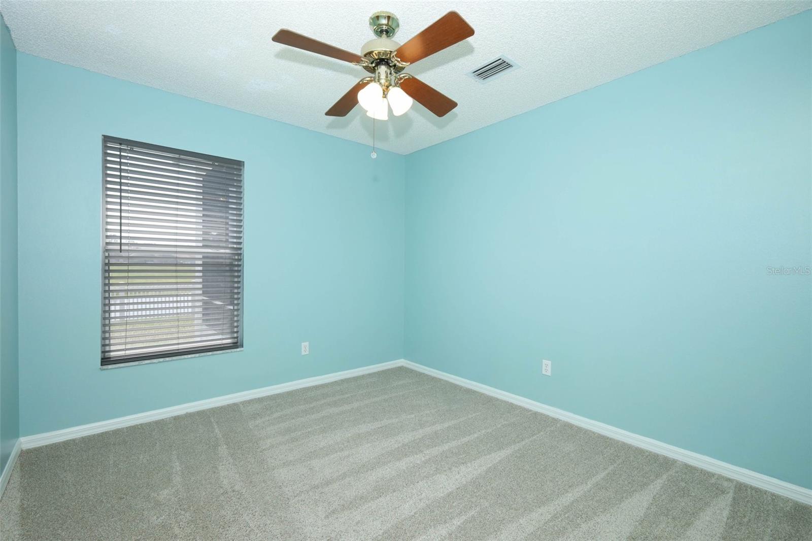 Image 22 of 81 For 408 Lexingdale Drive