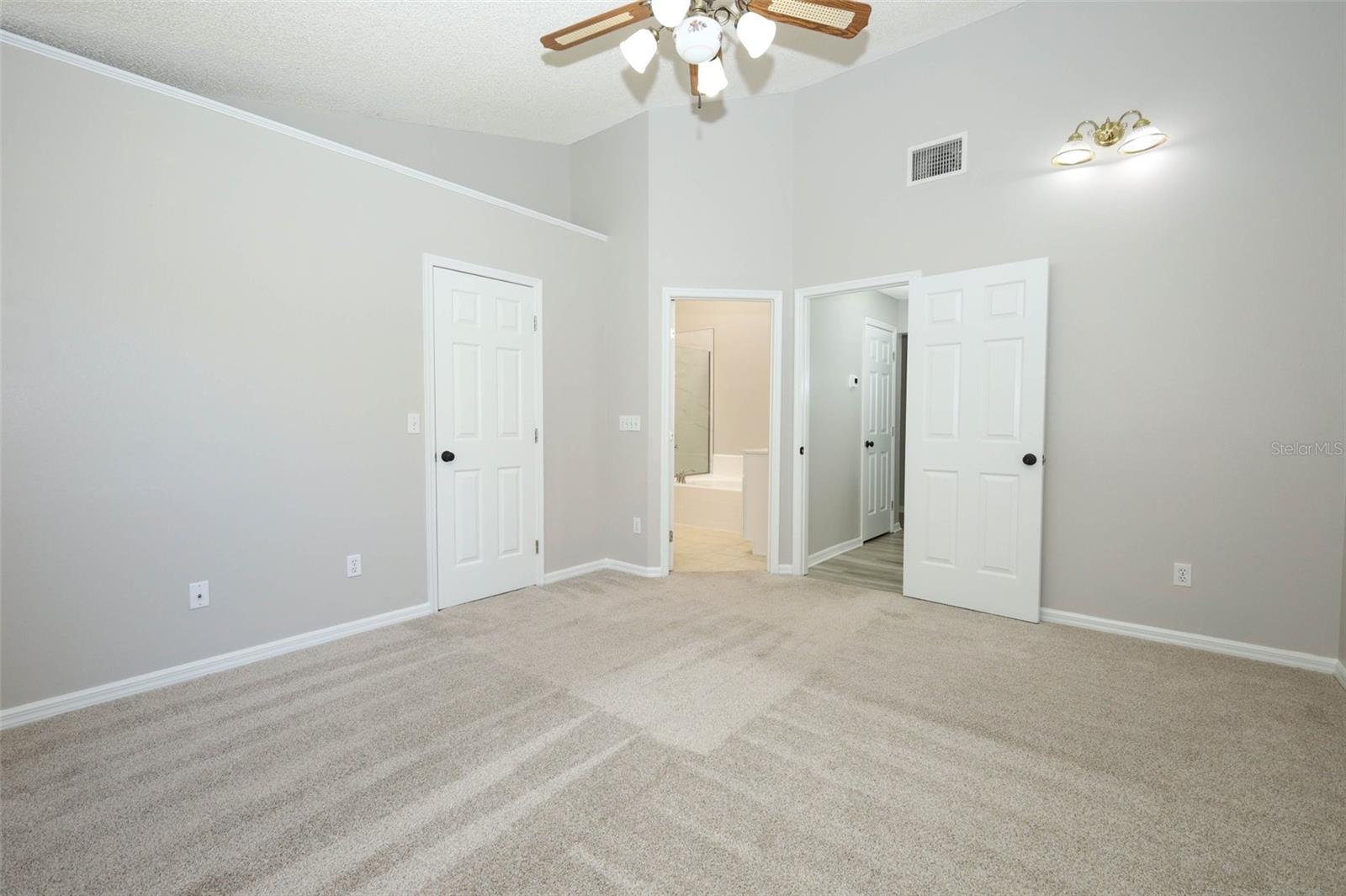 Image 29 of 81 For 408 Lexingdale Drive