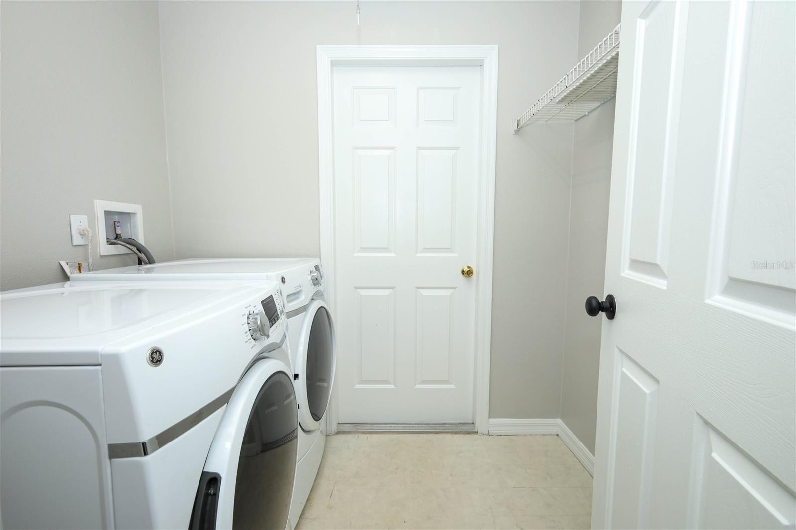 Image 36 of 81 For 408 Lexingdale Drive