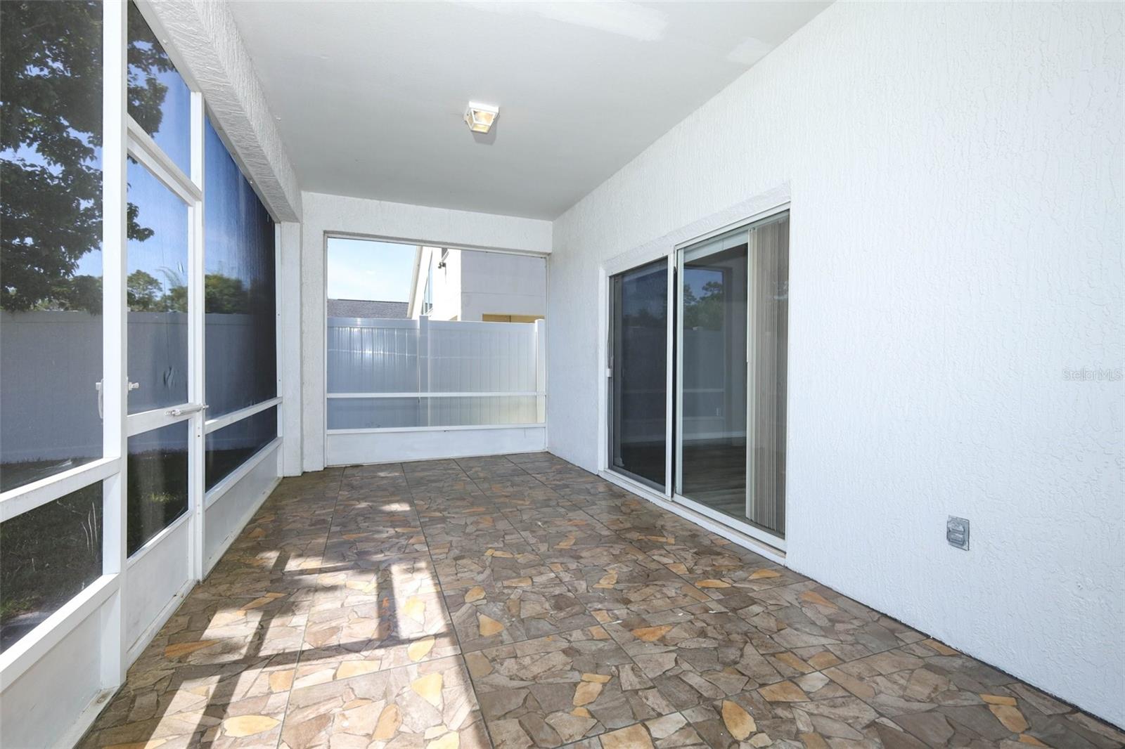 Image 37 of 81 For 408 Lexingdale Drive