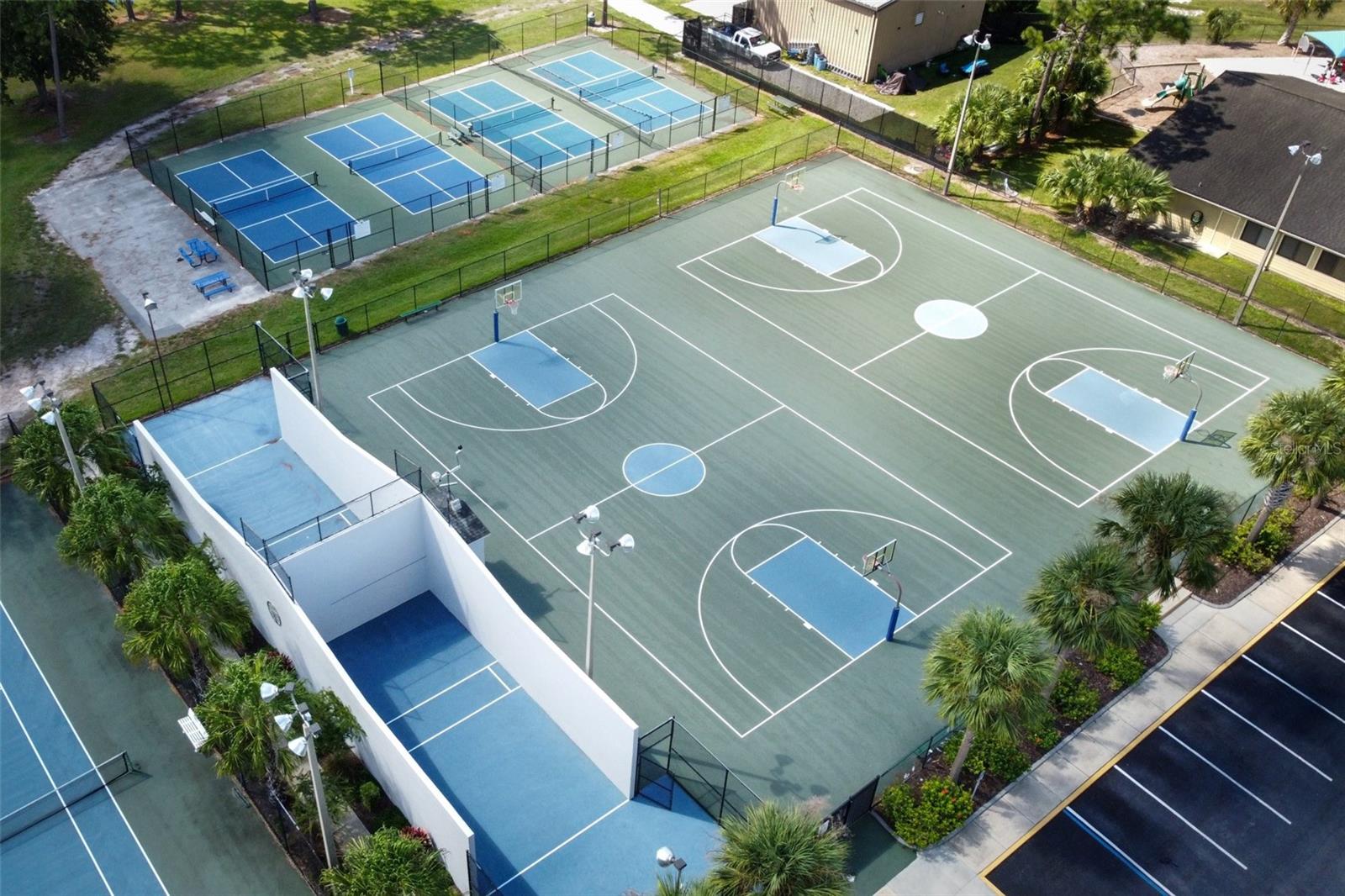 Image 80 of 81 For 408 Lexingdale Drive