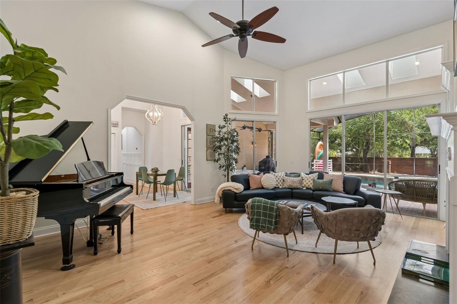 Image 18 of 95 For 1686 Eagle Nest Cir