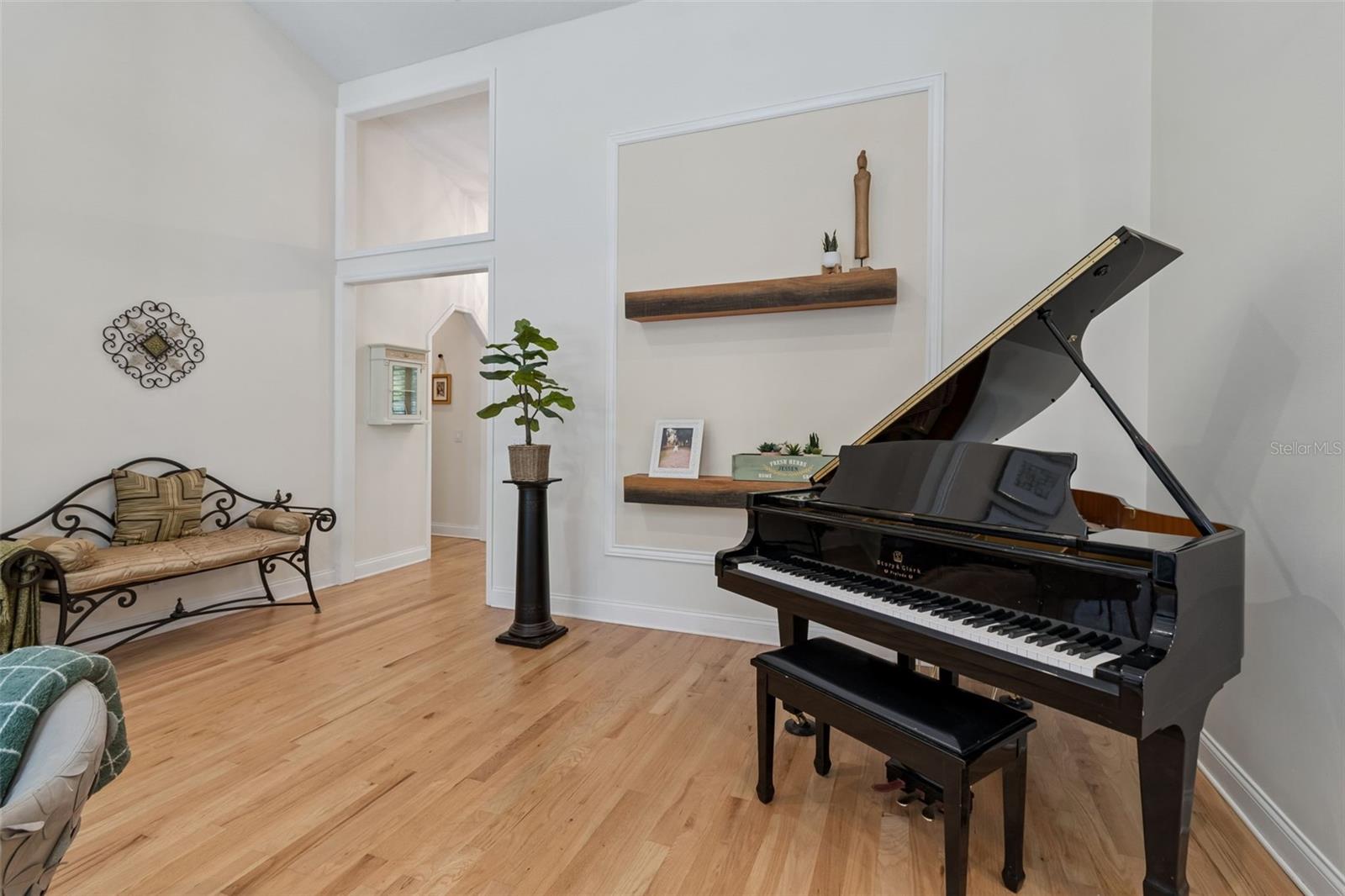 Image 22 of 95 For 1686 Eagle Nest Cir