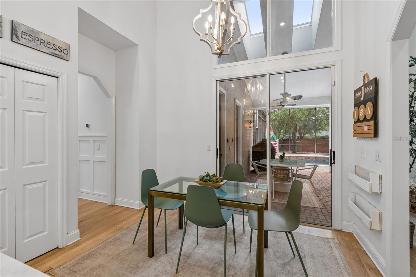 Image 33 of 95 For 1686 Eagle Nest Cir