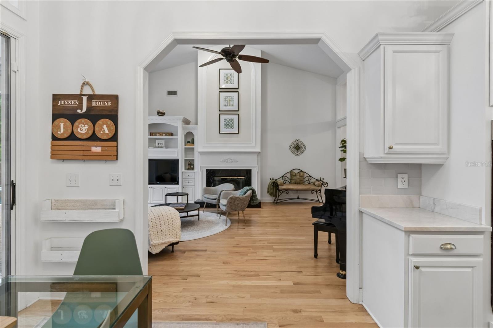 Image 35 of 95 For 1686 Eagle Nest Cir