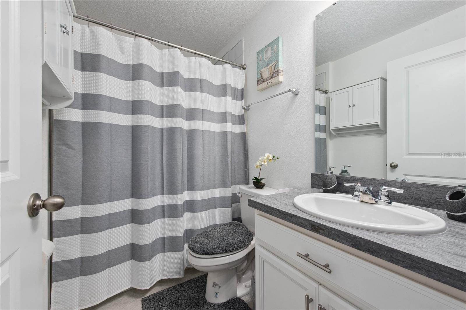 Image 7 of 18 For 723 Jefferson Street