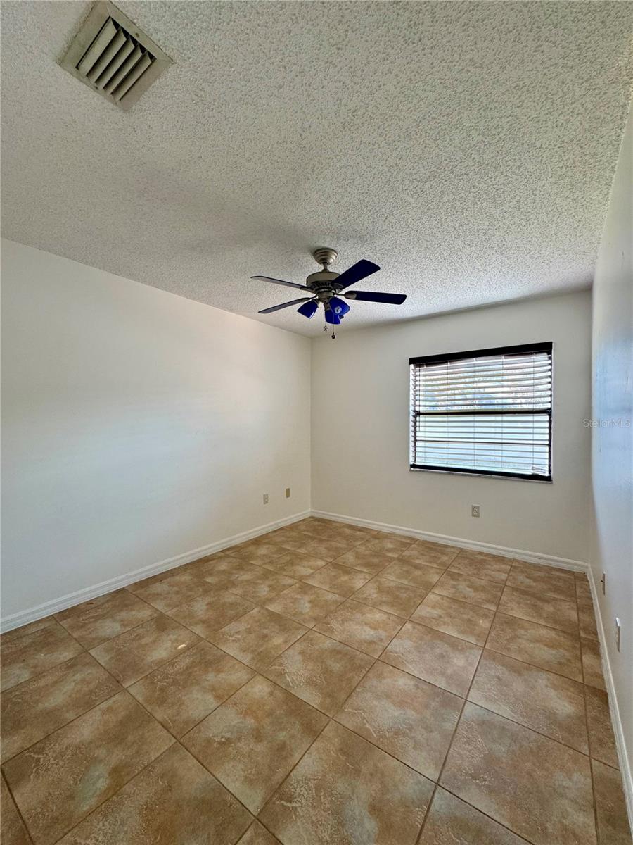 Image 14 of 36 For 2904 Nipawin Court