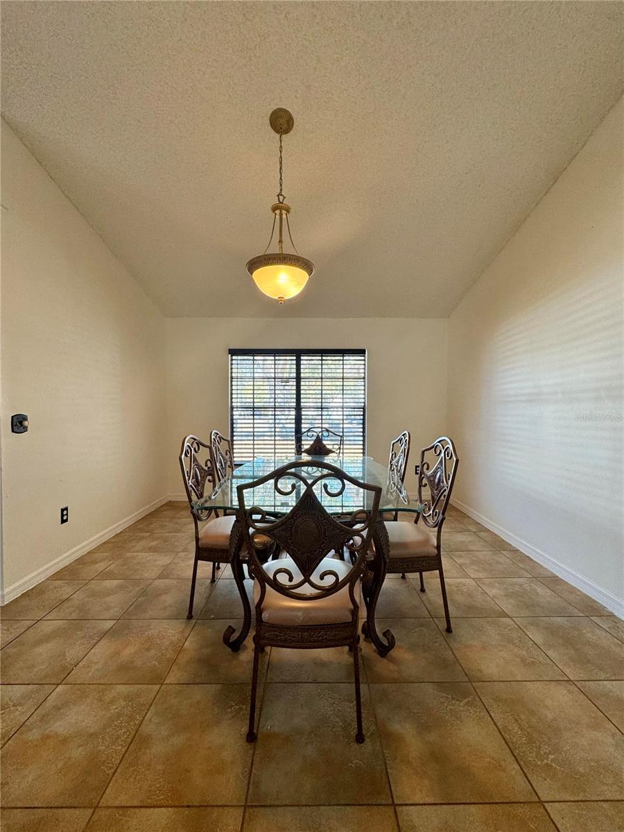 Image 3 of 36 For 2904 Nipawin Court