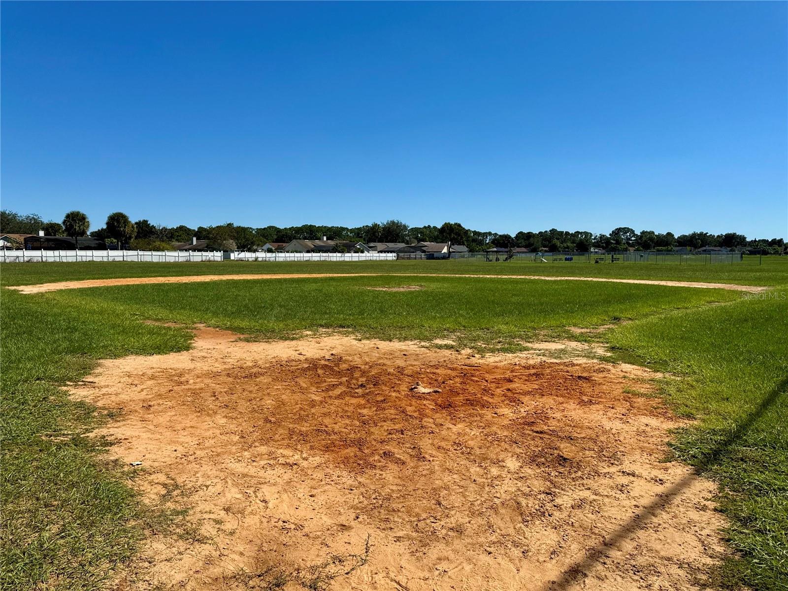 Image 33 of 36 For 2904 Nipawin Court