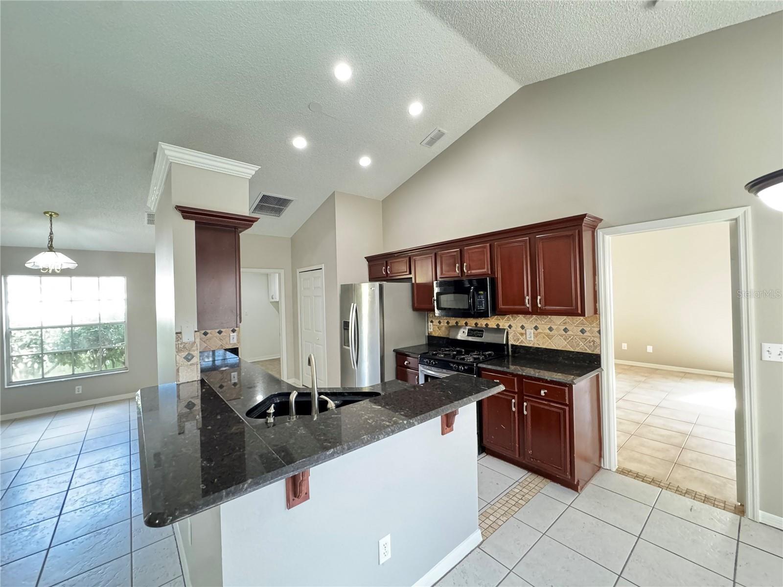 Image 16 of 33 For 14738 Peppermill Trail