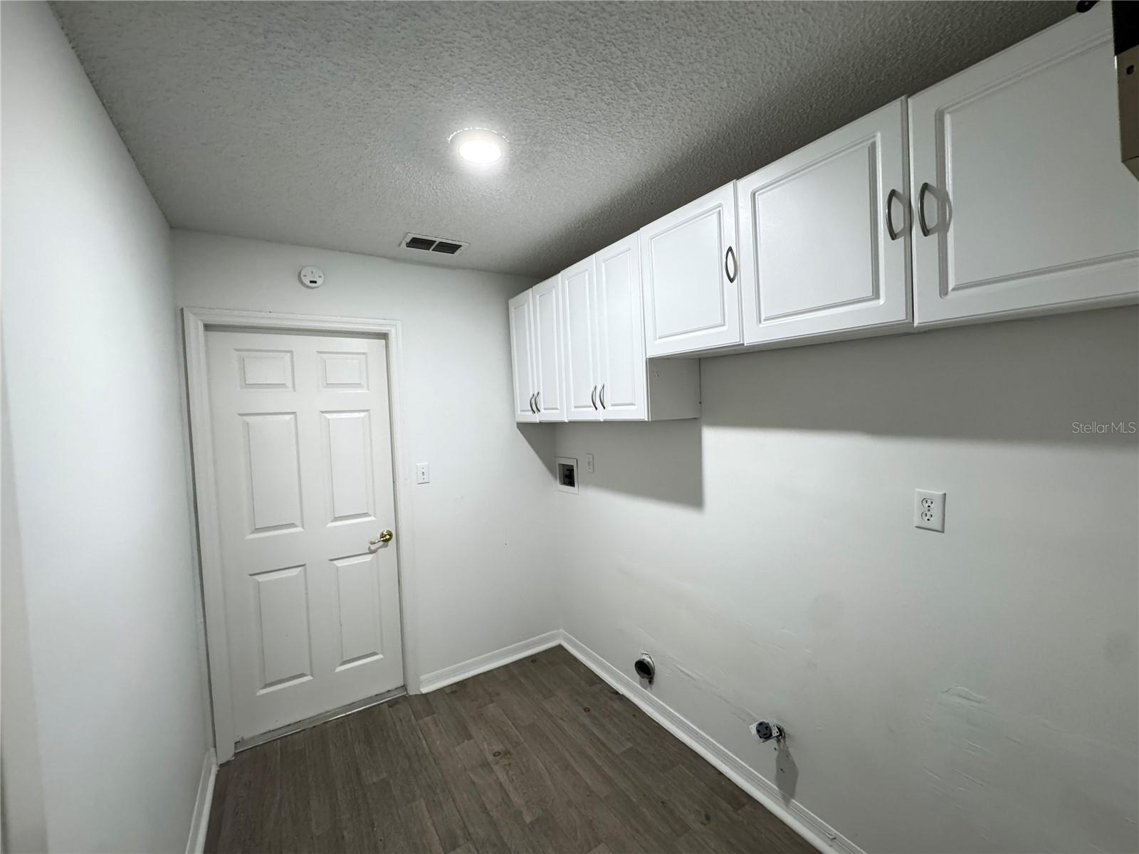 Image 20 of 33 For 14738 Peppermill Trail