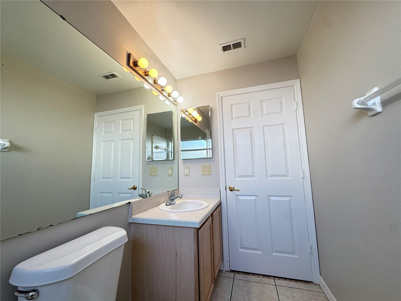 Image 27 of 33 For 14738 Peppermill Trail