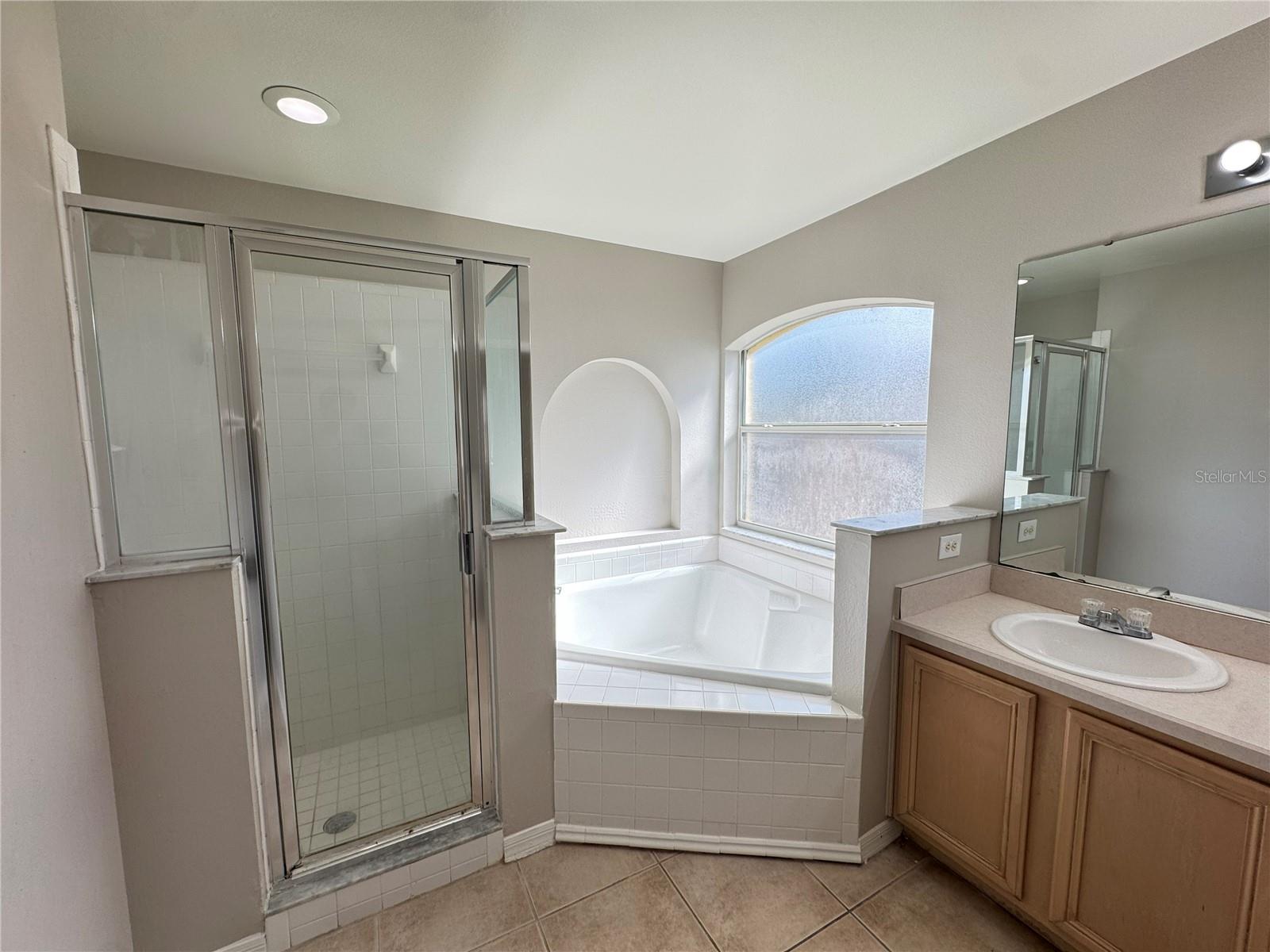 Image 7 of 33 For 14738 Peppermill Trail