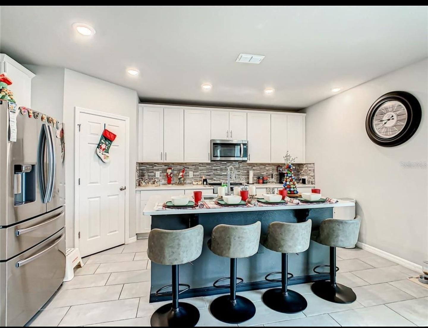 Image 15 of 41 For 1210 Zambrana Court