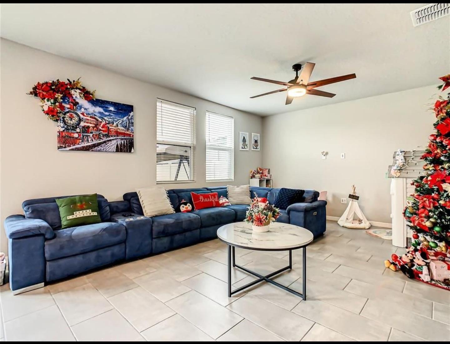 Image 20 of 41 For 1210 Zambrana Court