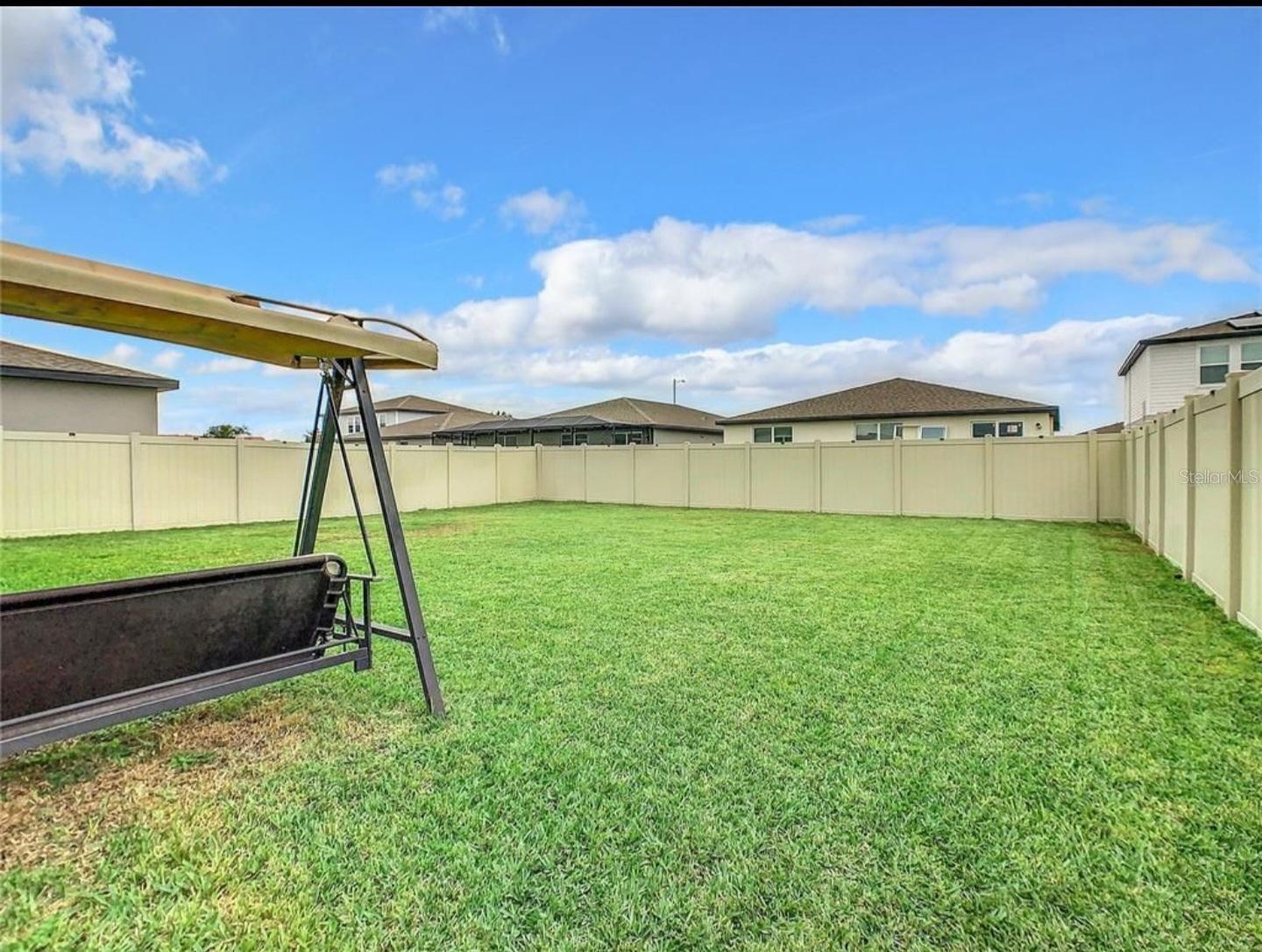 Image 5 of 41 For 1210 Zambrana Court