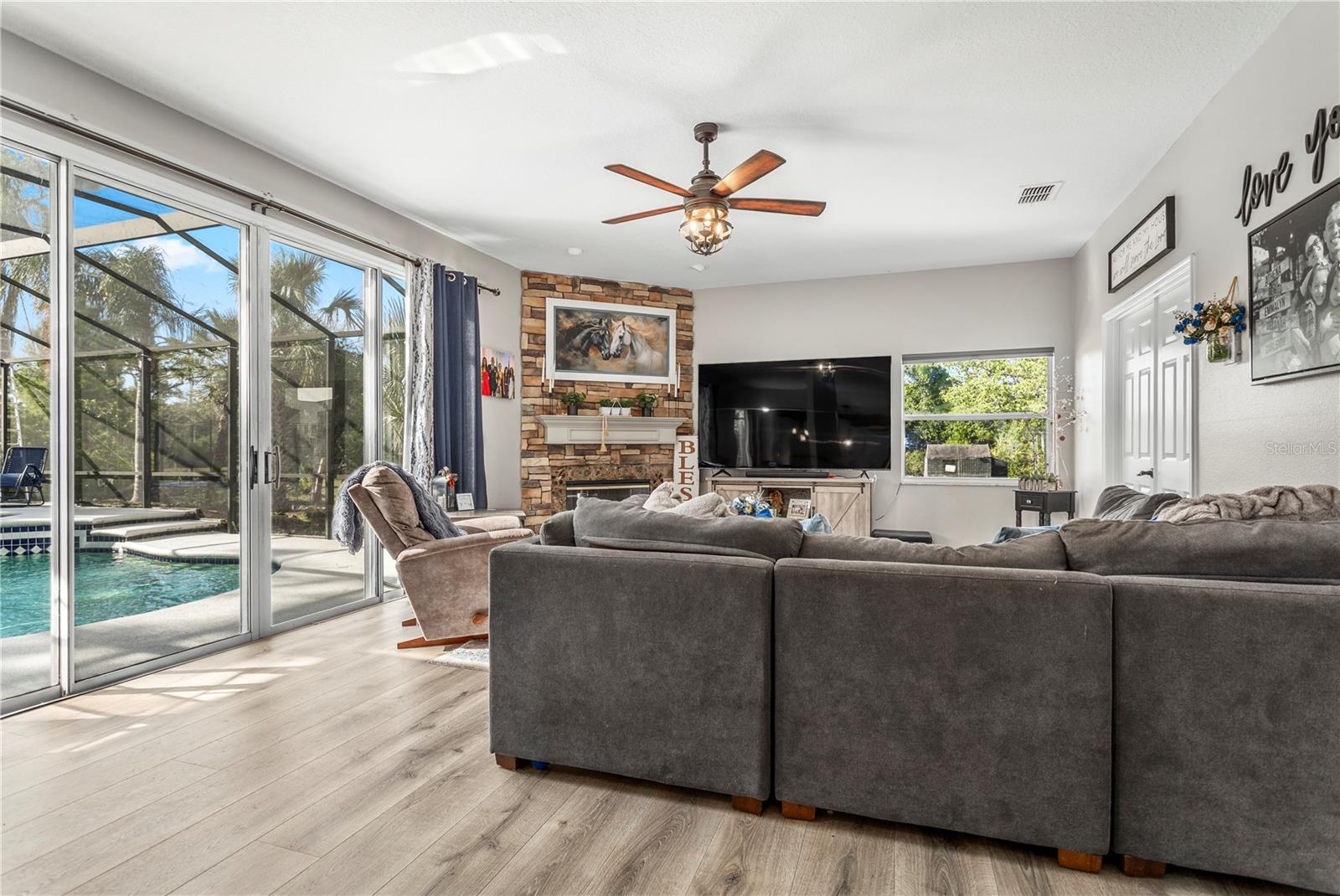 Image 9 of 51 For 1140 Gallant Fox Way