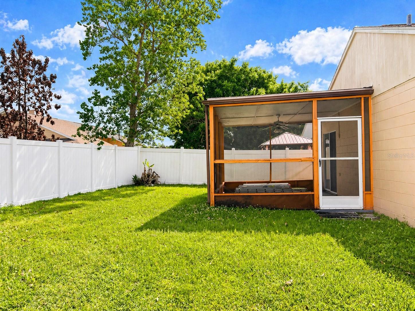 Image 15 of 17 For 7915 Tumbleweed Court