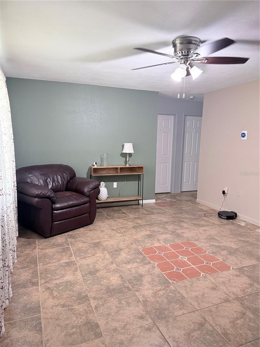 Image 4 of 14 For 1420 Belleview Road