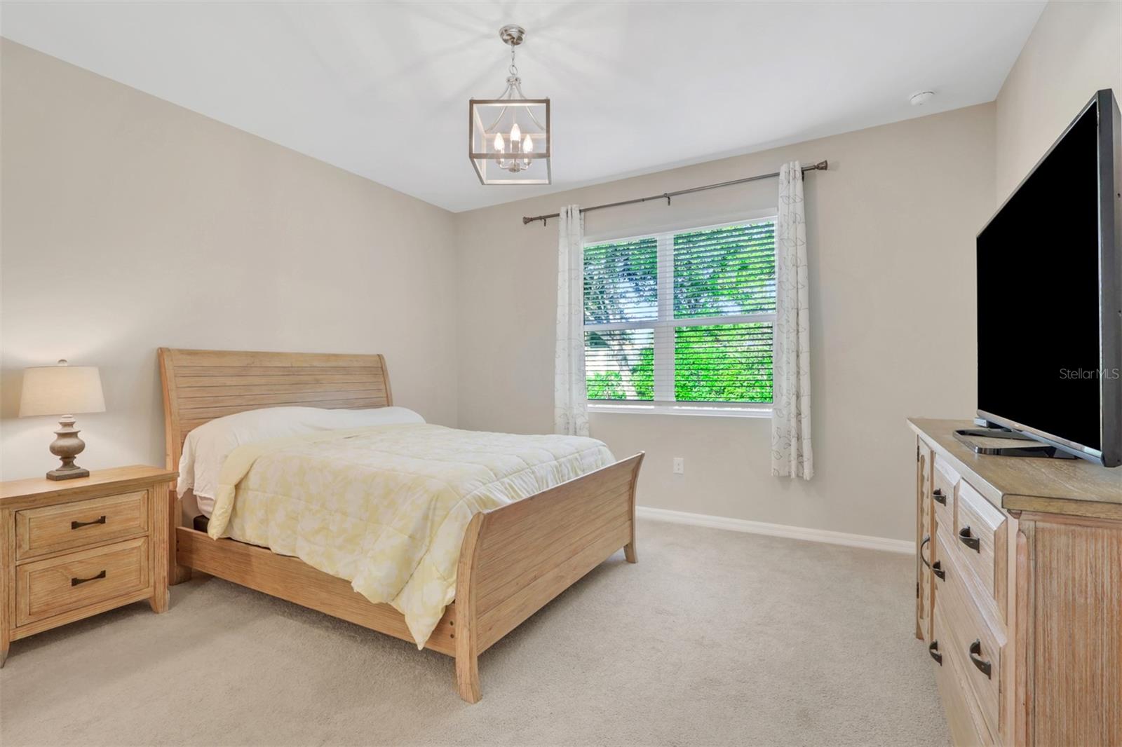 Image 13 of 32 For 2119 Summersweet Drive