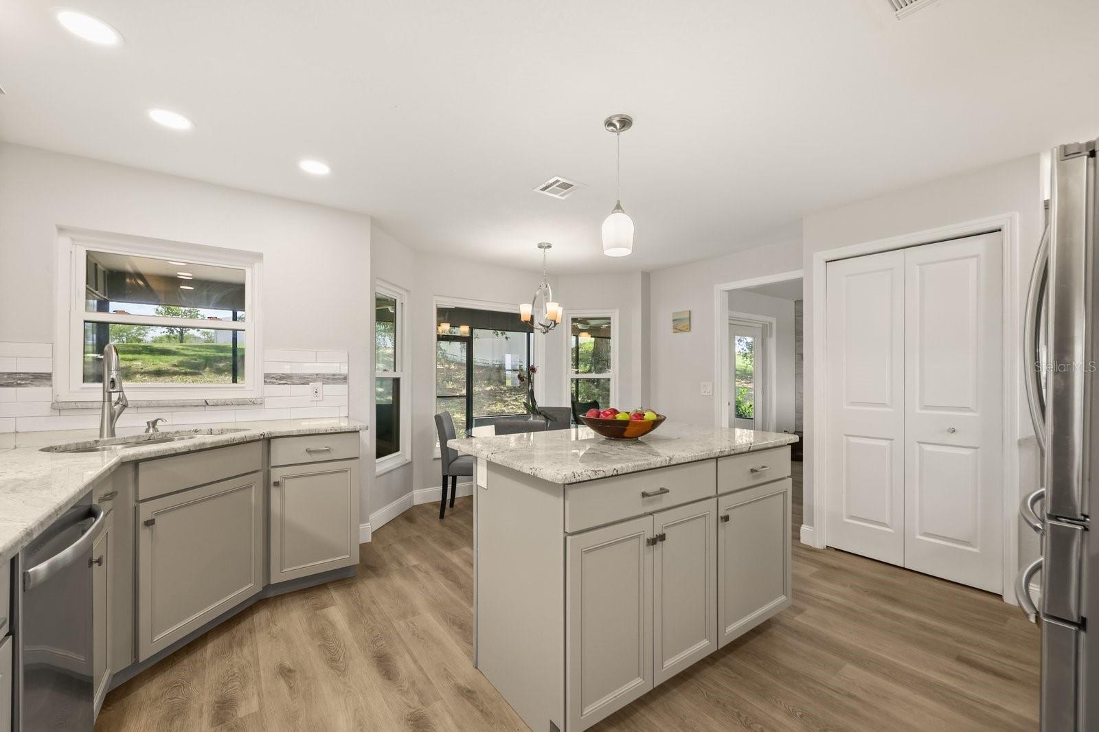 Image 11 of 41 For 37153 County Road 452