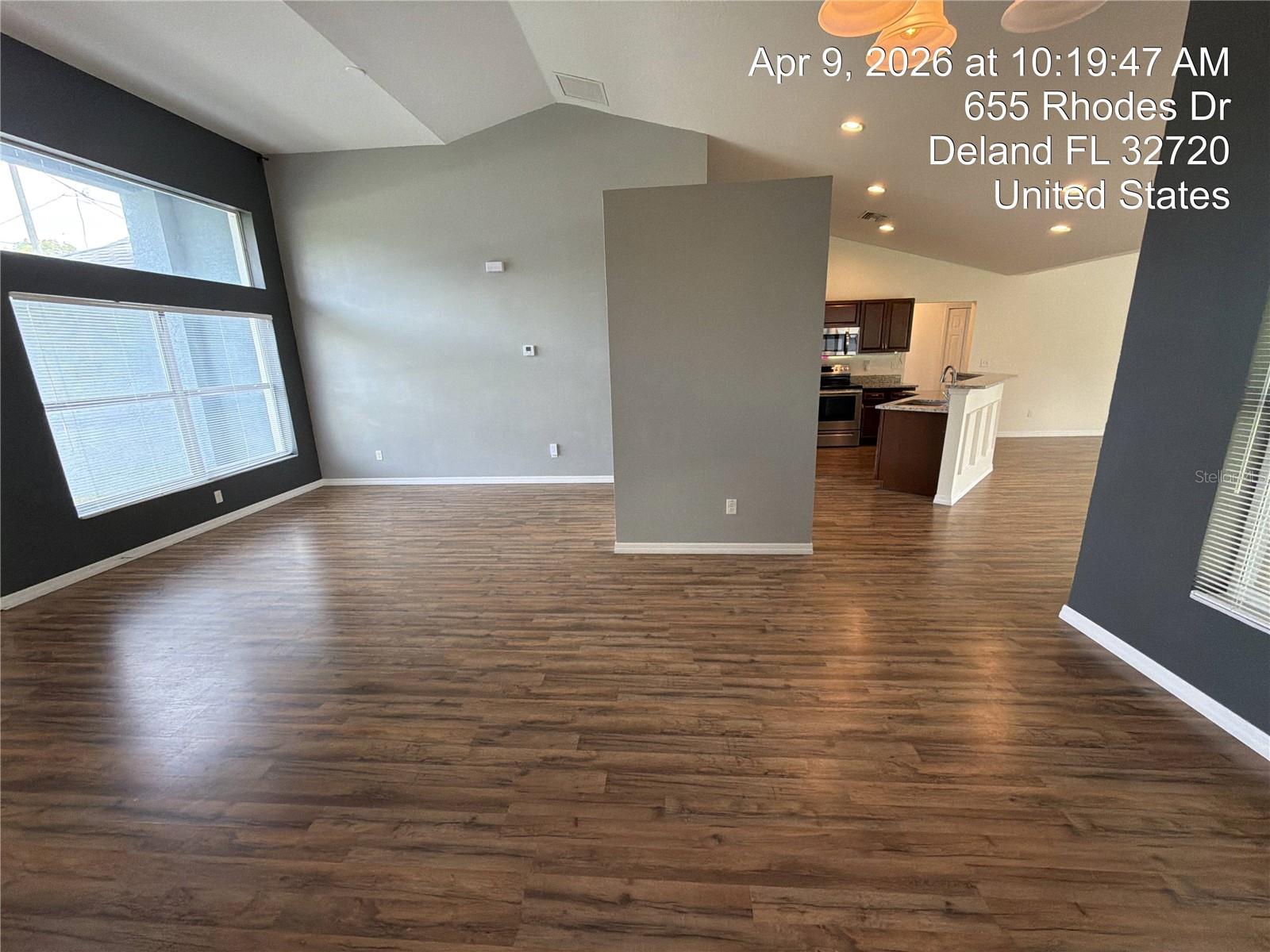 Image 4 of 20 For 655 Rhodes Drive