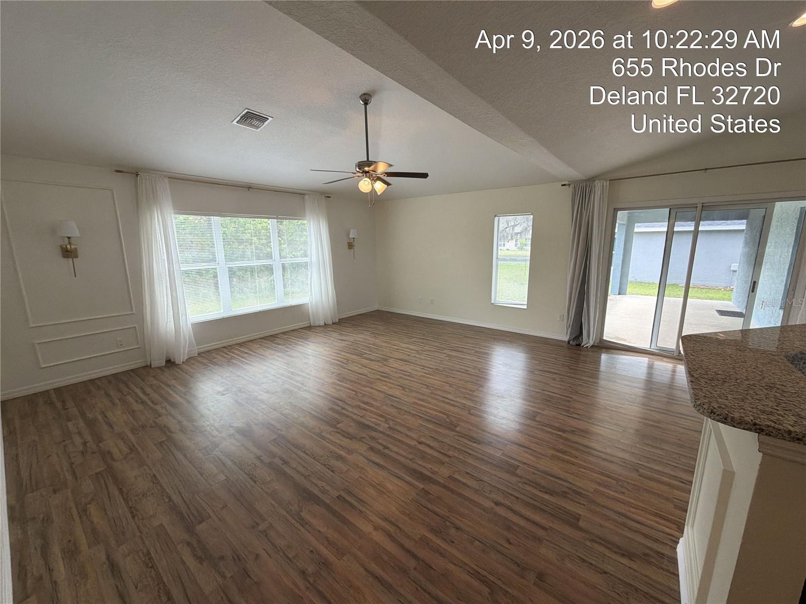 Image 9 of 20 For 655 Rhodes Drive