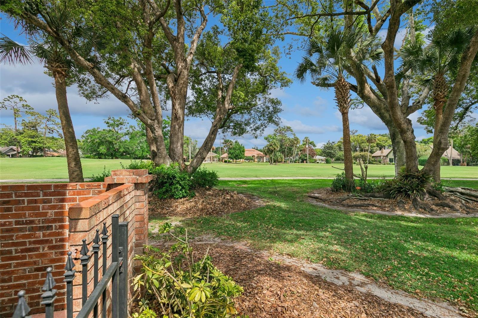 Image 35 of 40 For 496 Par Street 496