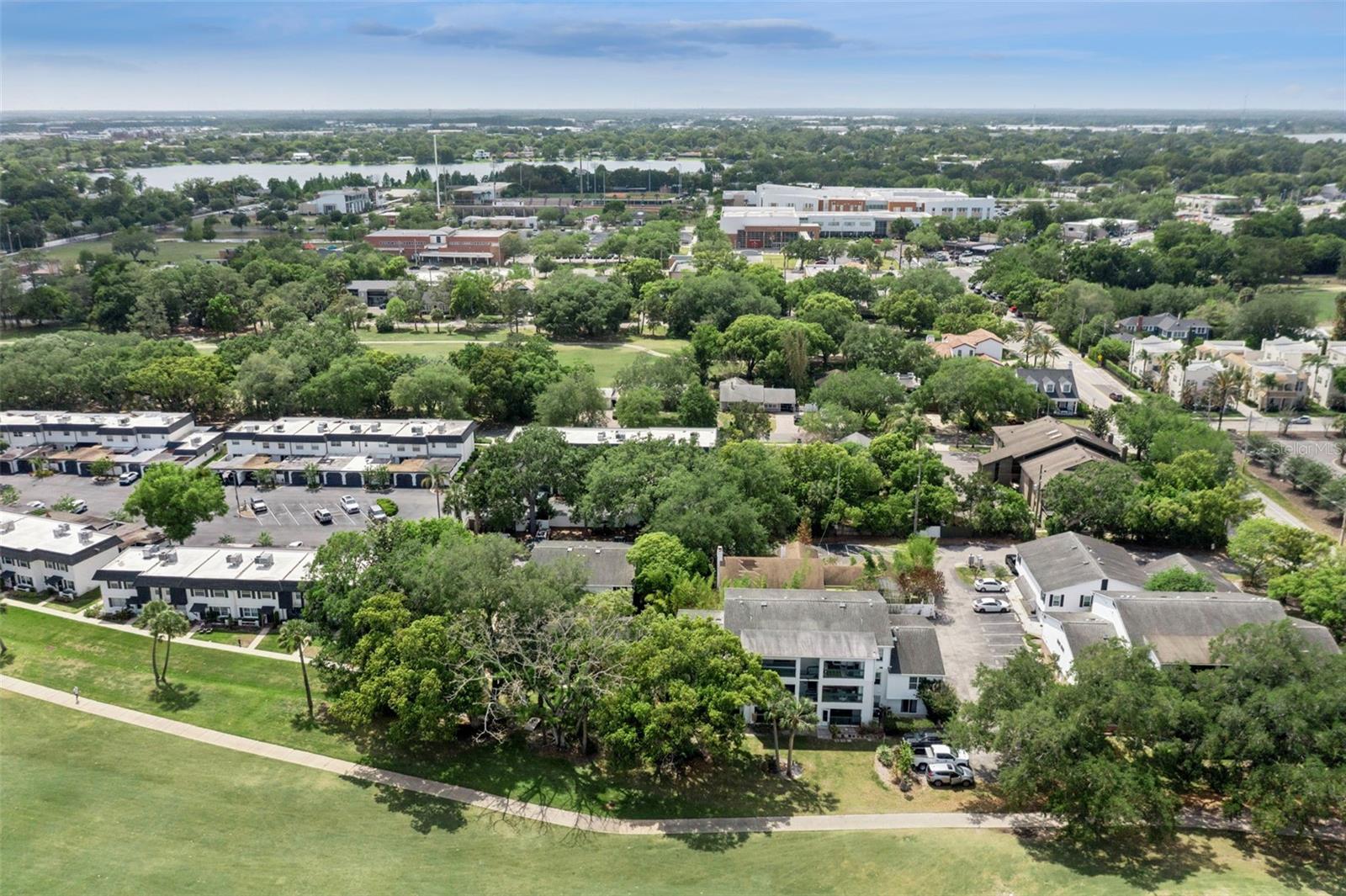 Image 40 of 40 For 496 Par Street 496