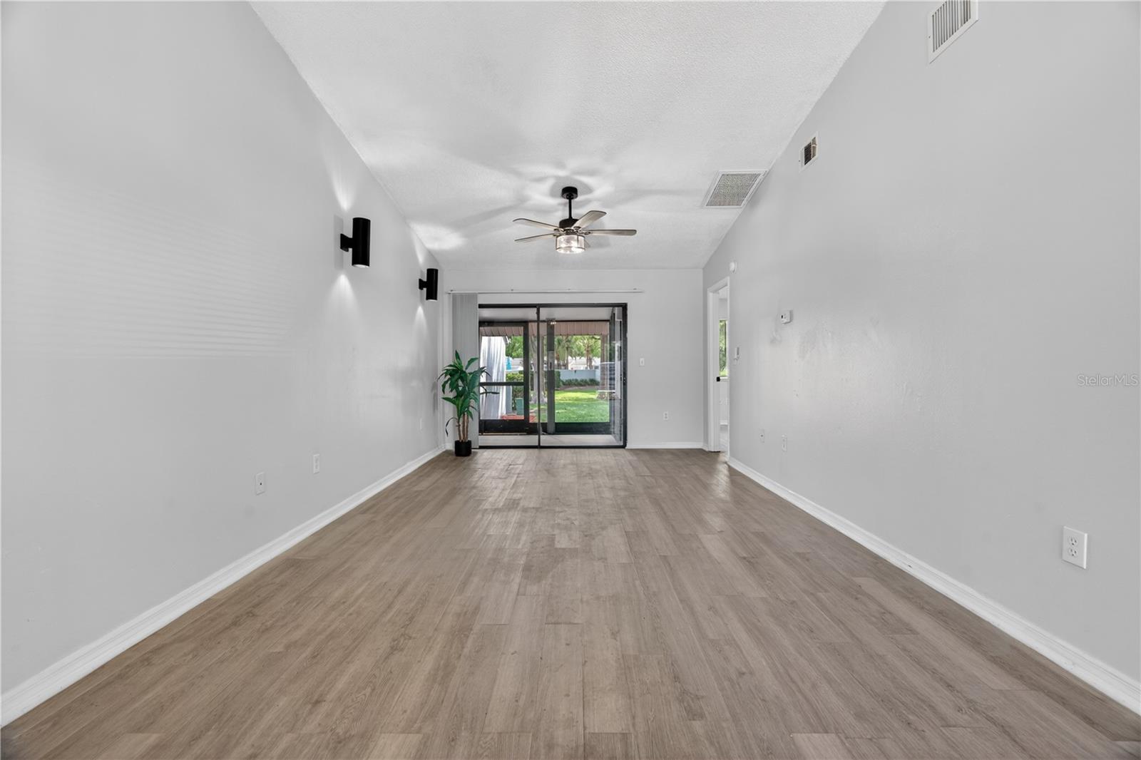 Image 10 of 60 For 502 Prestwick Place 0