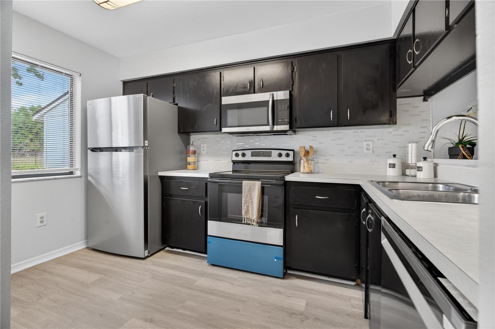 Image 24 of 60 For 502 Prestwick Place 0