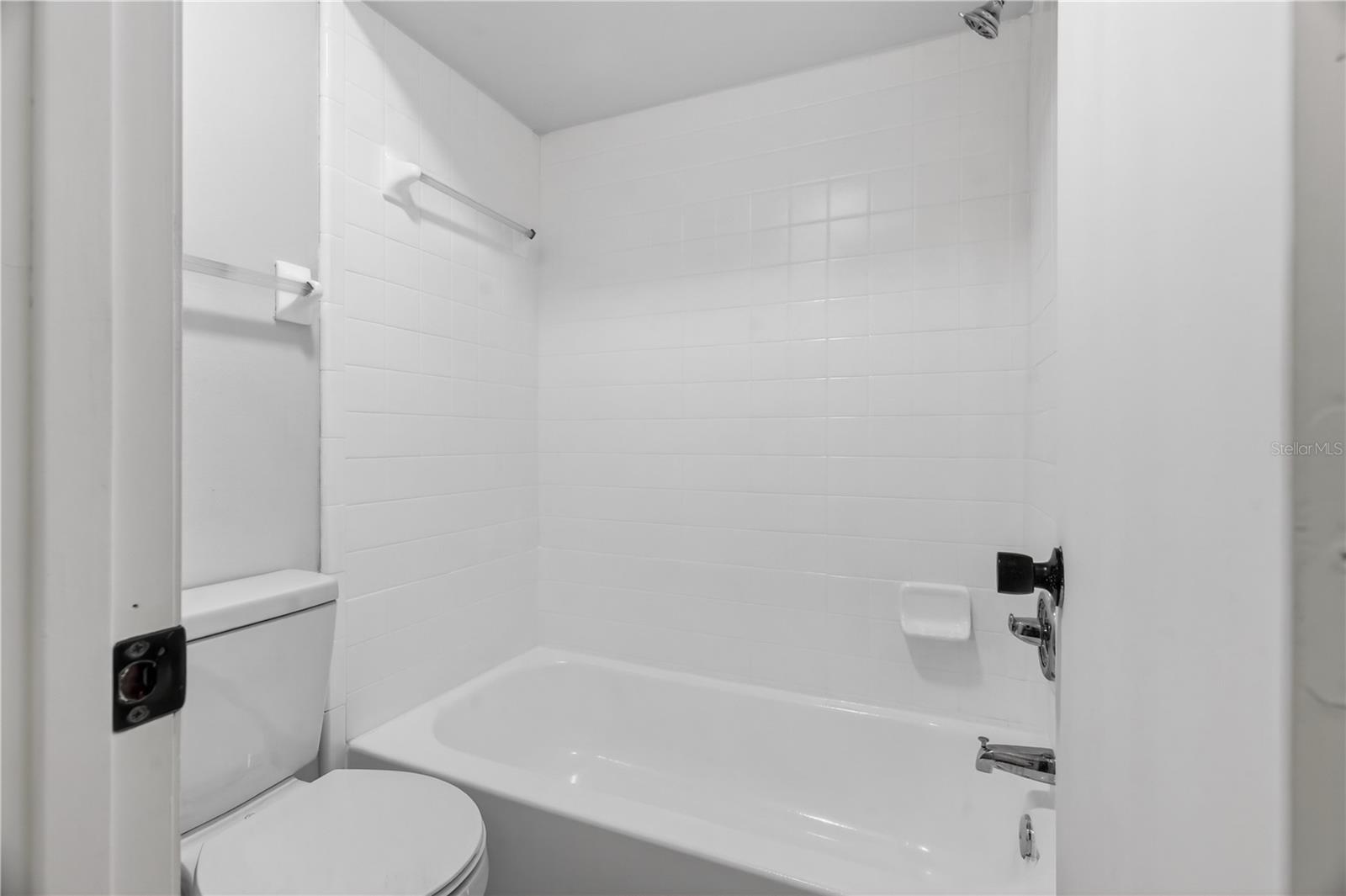 Image 32 of 60 For 502 Prestwick Place 0