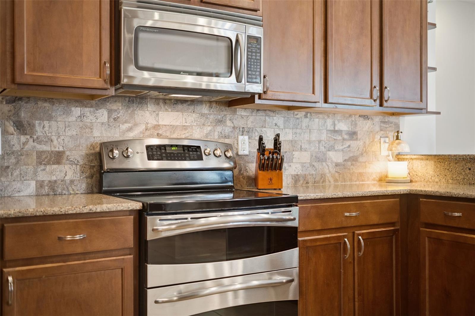 Image 12 of 43 For 1862 Lorenzo Lane