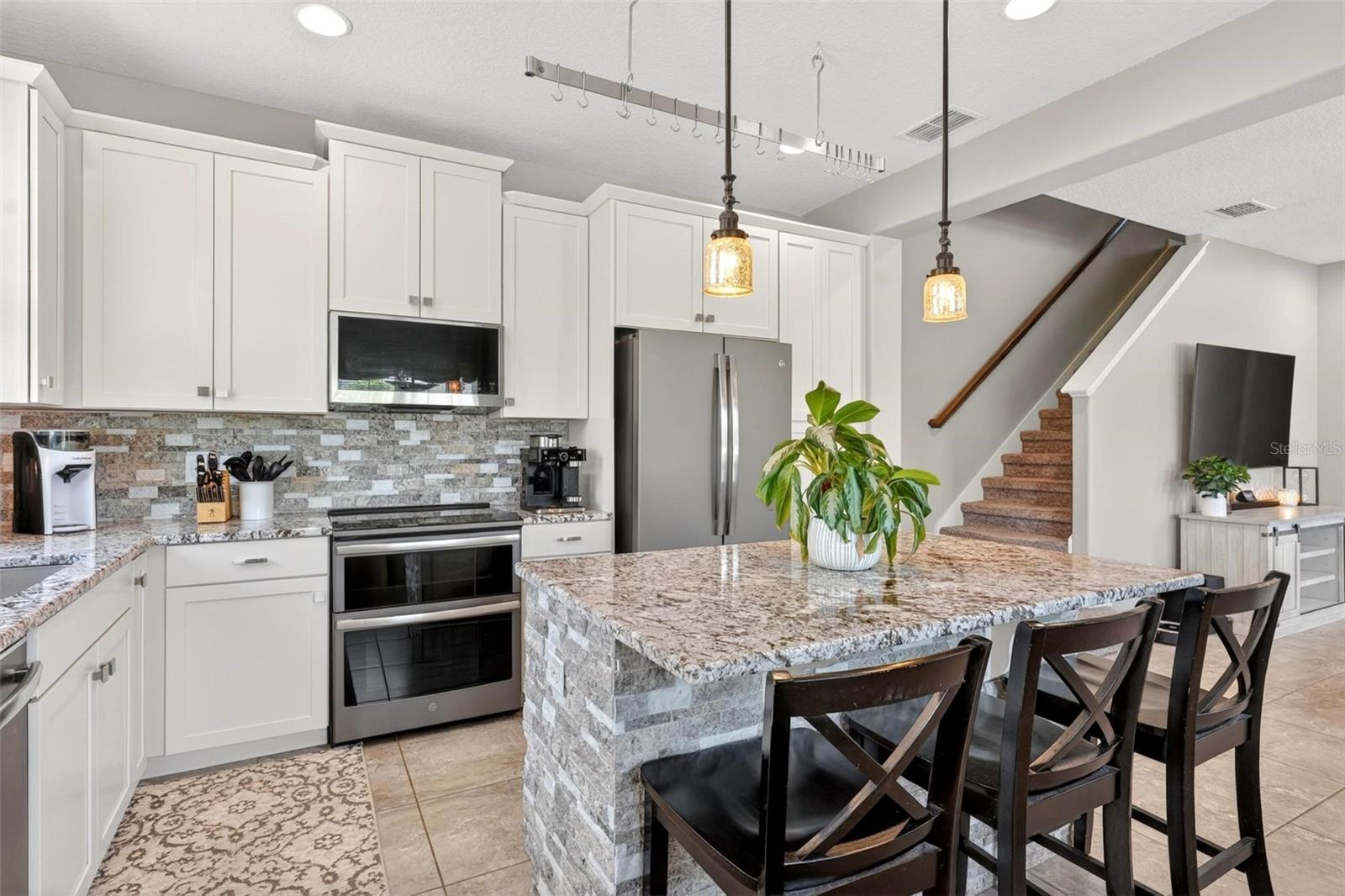 Image 16 of 78 For 7875 Gamemaster Avenue