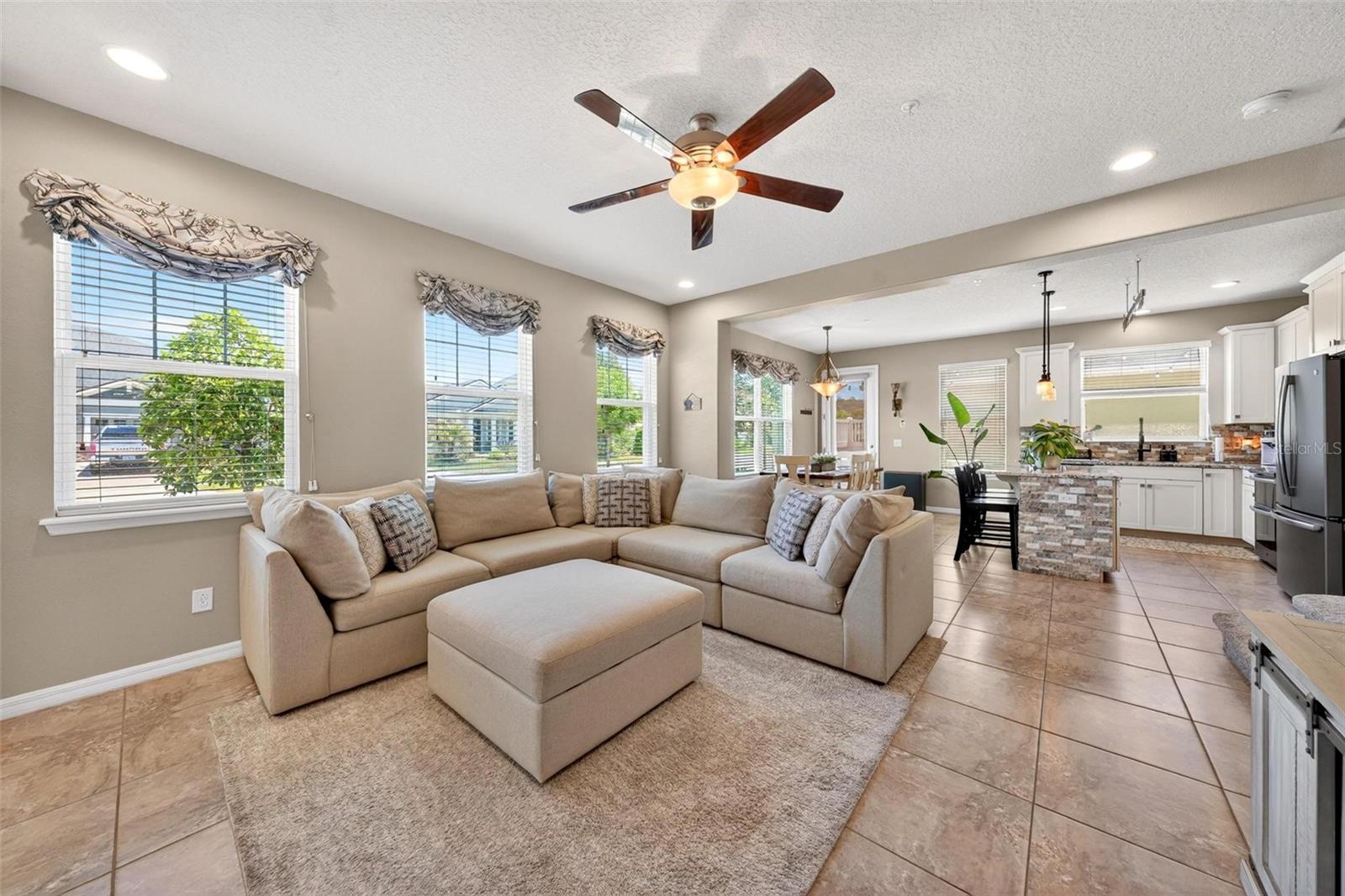 Image 8 of 78 For 7875 Gamemaster Avenue