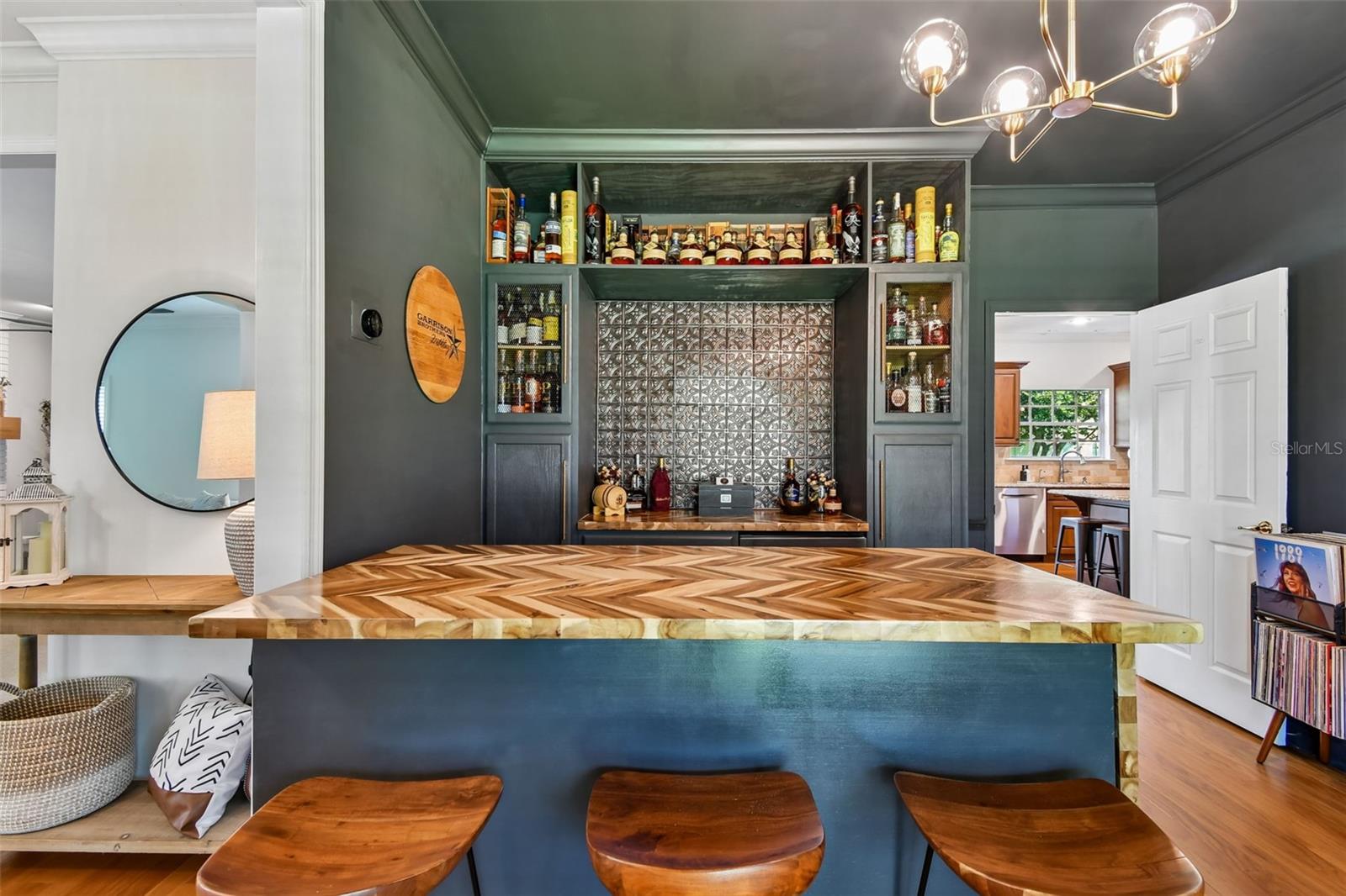 Image 10 of 91 For 4140 Conway Place Circle