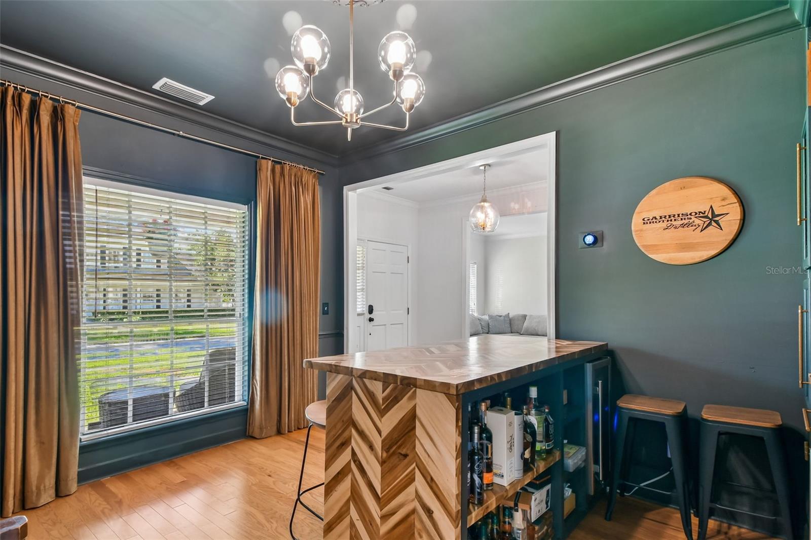 Image 12 of 91 For 4140 Conway Place Circle