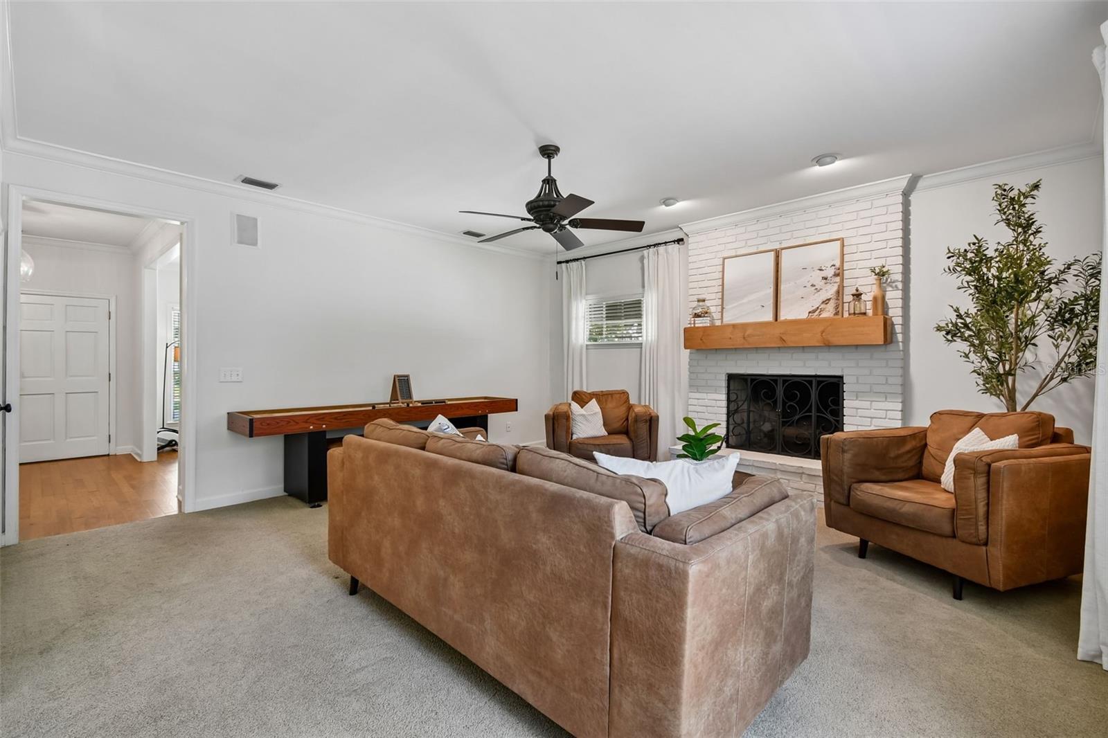 Image 15 of 91 For 4140 Conway Place Circle