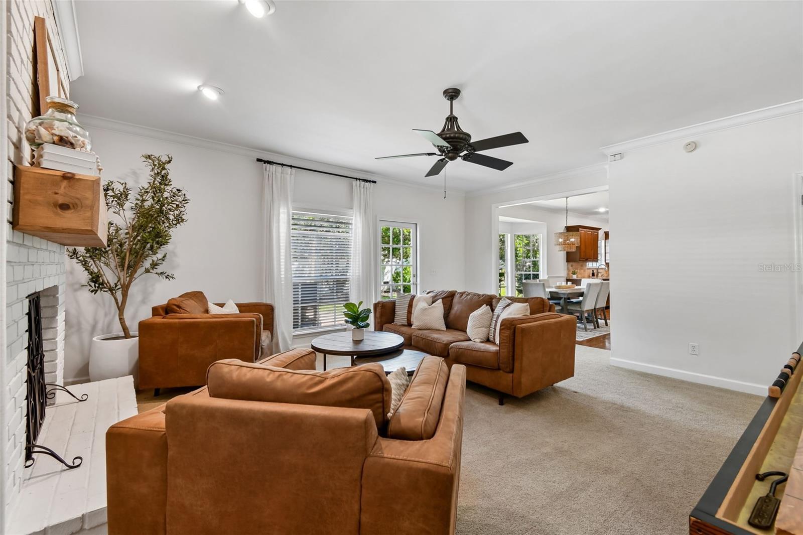 Image 17 of 91 For 4140 Conway Place Circle