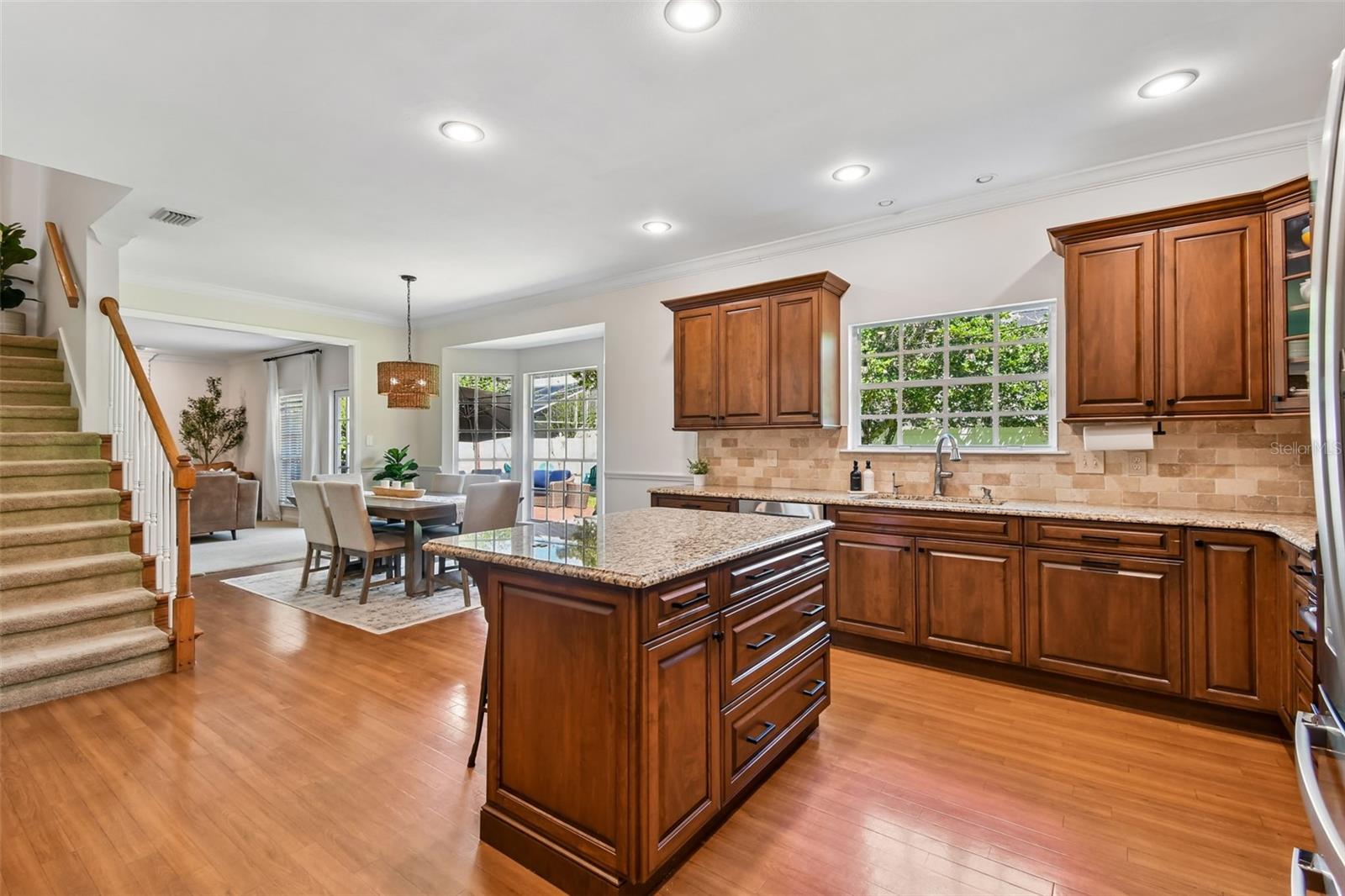 Image 28 of 91 For 4140 Conway Place Circle